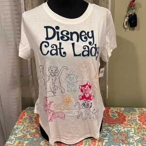 🆕 NWT Disney Parks Cat Lady Tee Shirt 🐈